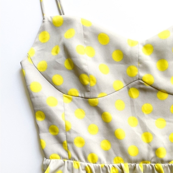 ZARA Polkadot Peplum - Picture 3 of 14